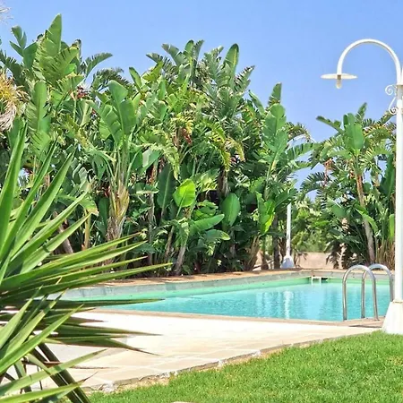 Esclusiva Con Piscina, 3 Camere, 2 Bagni *