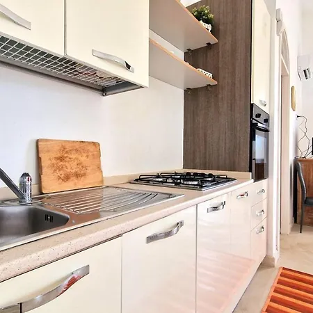 Villa Esclusiva Con Piscina, 3 Camere, 2 Bagni
