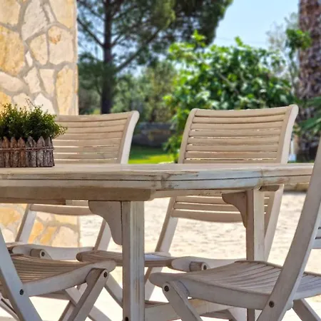Villa Esclusiva Con Piscina, 3 Camere, 2 Bagni Marina di Mancaversa